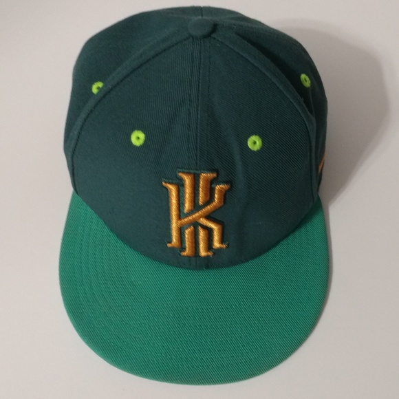 Nike Kyrie Irving Limited Ed. Green Gold Cap Hat - Picture 2 of 8